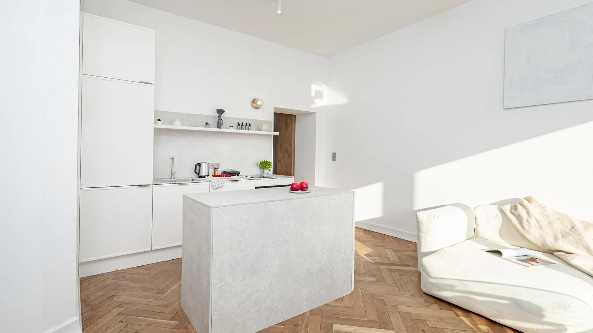 Boya Zelenskiego 4A - Better Rental Varşova