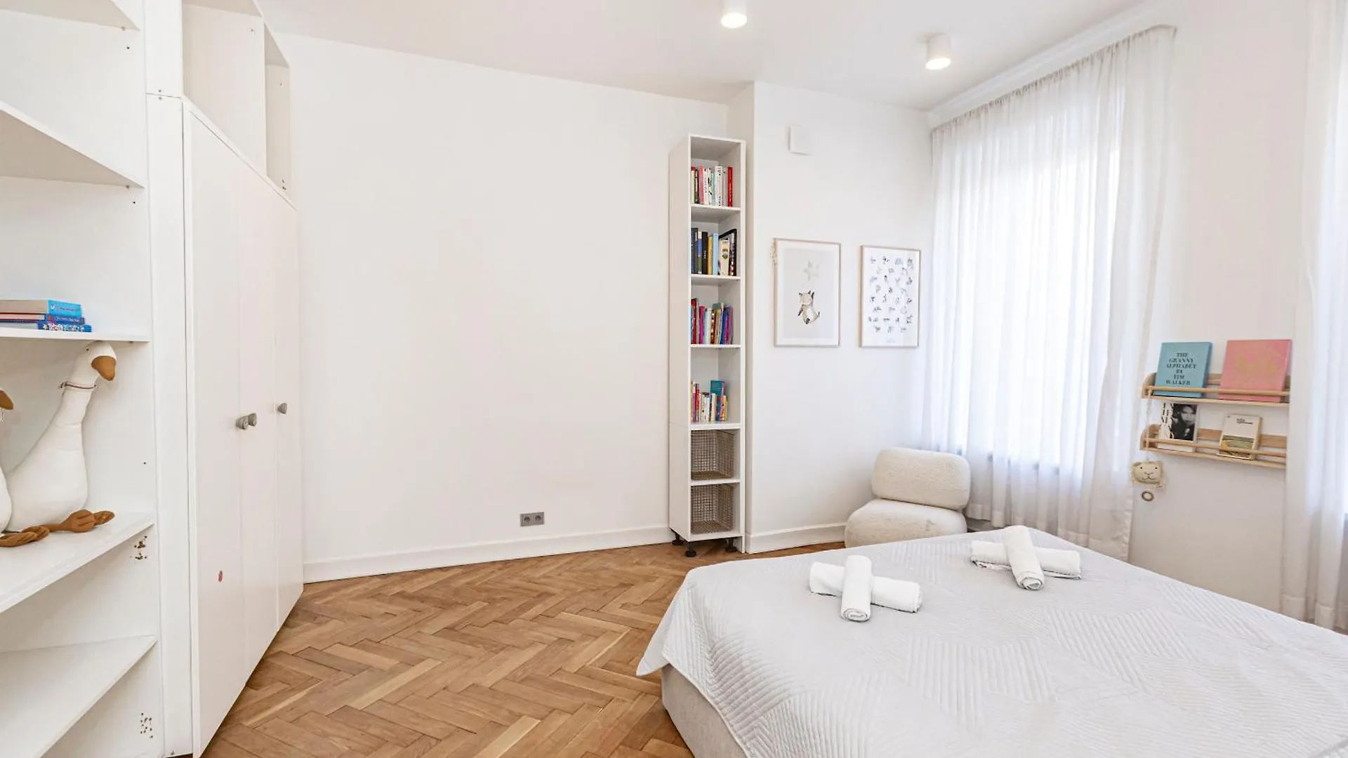 Boya Zelenskiego 4A - Better Rental Varşova Daire